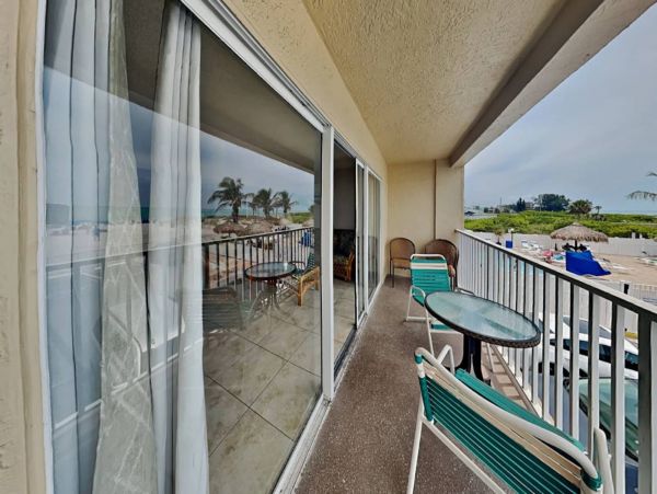Madeira Beach Vacation Condo One Bedroom