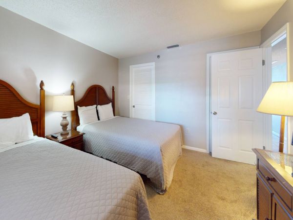 Madeira Beach Vacation Condo One Bedroom