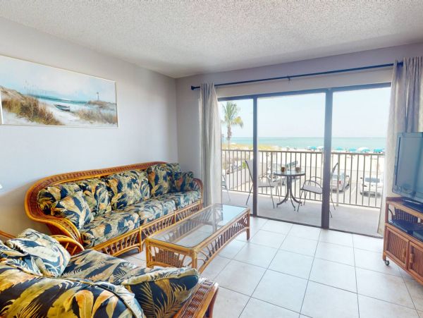 Madeira Beach Vacation Condo One Bedroom