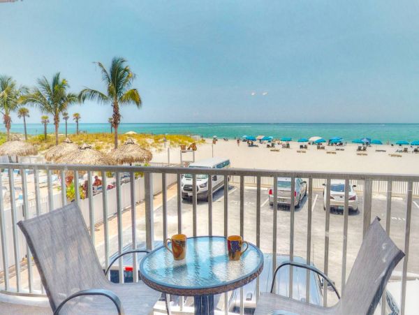 Madeira Beach Vacation Condo One Bedroom