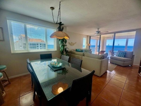 Full Ocean View from this Lovely Vacation Condo