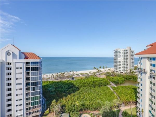 Naples Vacation Condo Two Bedroom