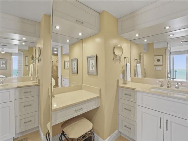 Naples Vacation Condo Two Bedroom