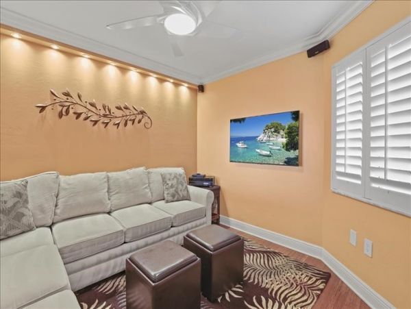 Naples Vacation Condo Two Bedroom
