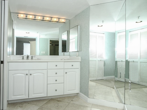 Naples Vacation Condo: Pool, Hot Tub & Private Beach