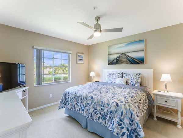 Lovely 2 Bedroom Vacation Home in Naples