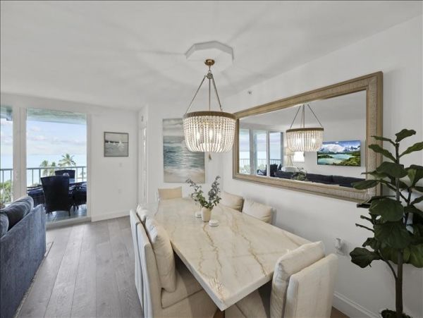 Naples 3 Bedroom Vacation Condo Full Ocean Views