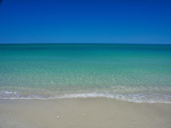 Cozy 2-Bed Naples Vacation Rental Near Downtown & Beaches