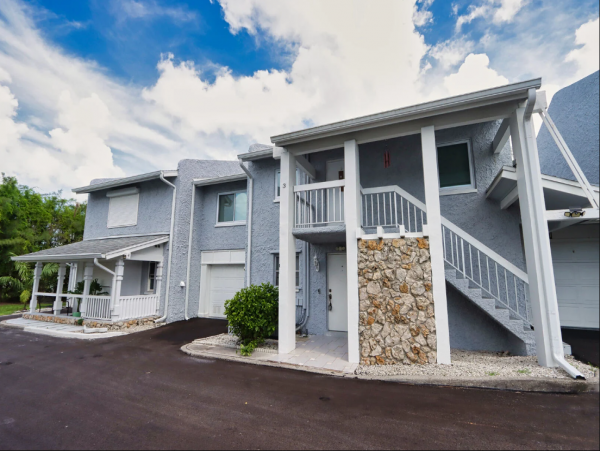 Cozy 2-Bed Naples Vacation Rental Near Downtown & Beaches