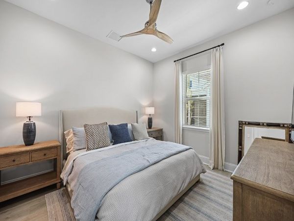 Naples Home 1057999