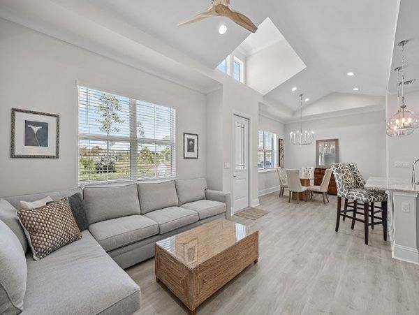 Naples Home 1057999