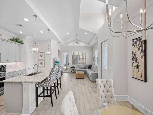 Naples Home 1057999