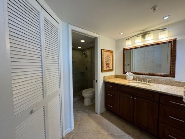 Spacious Gulf-Views Condo Perfect for Families in Naples