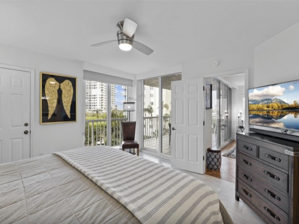 Beachfront Naples Vacation Condo