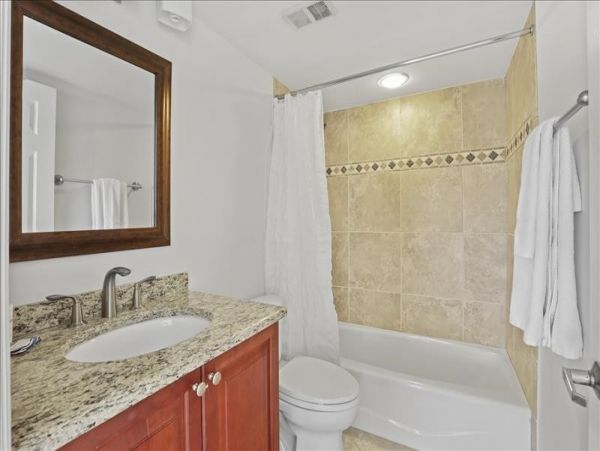 Relaxing Beachfront Condo with Stunning Gulf Views