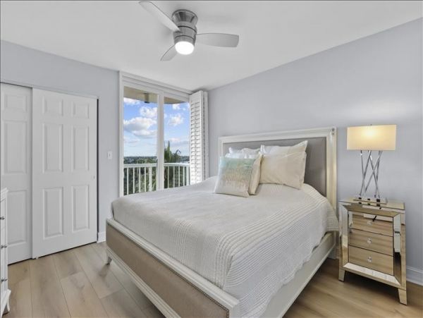 Lovely 3 Bedroom Vacation Condo in Naples