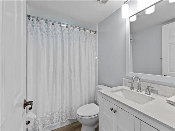 Lovely 3 Bedroom Vacation Condo in Naples