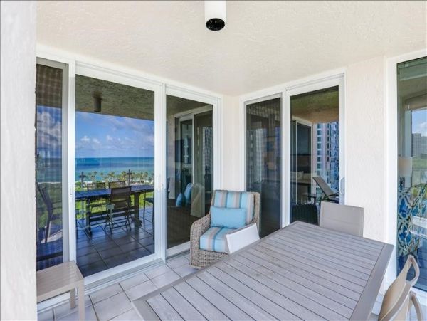 Lovely 3 Bedroom Vacation Condo in Naples