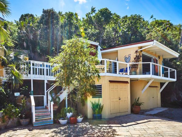 Oceanfront St. Thomas Vacation Estate Sleeps Twenty Six Guests