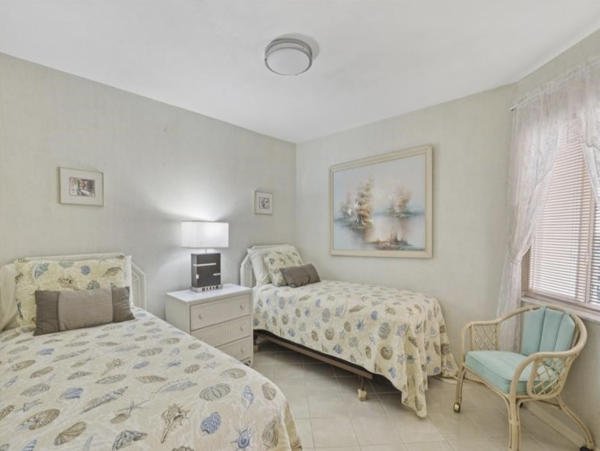 Naples Two Bedroom Rentals Condo on the Beach