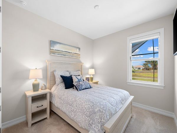 Luxury New Home with 4 Bedrooms in Naples