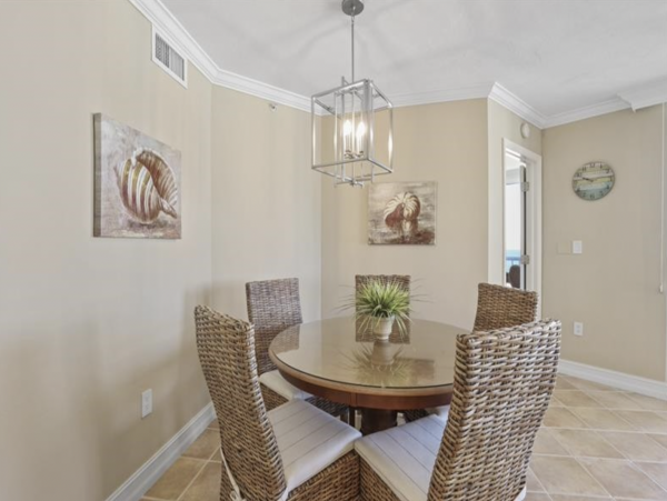 Naples Beachfront Condo Pure Delight! Penthouse!