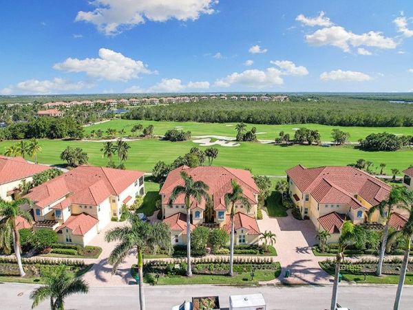 Naples Vacation Home with Golf Course Views
