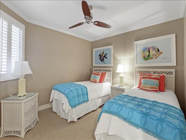 Beautiful 2-Bedroom Naples Vacation Rental with Pool Access