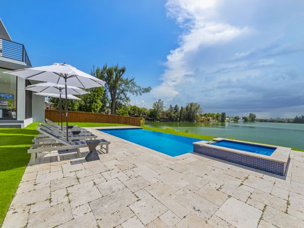Miami Lake Front Five Bedroom Luxury Vacation Rental