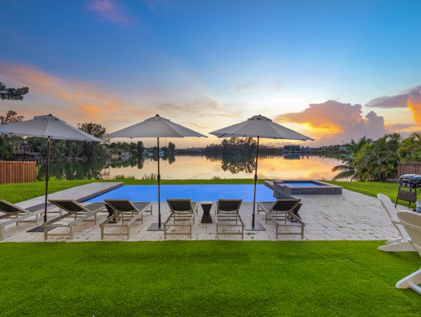 Miami Lake Front Five Bedroom Luxury Vacation Rental