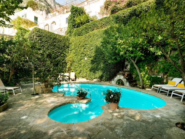 Vintage Vacation Villa with Terrace and Great Views