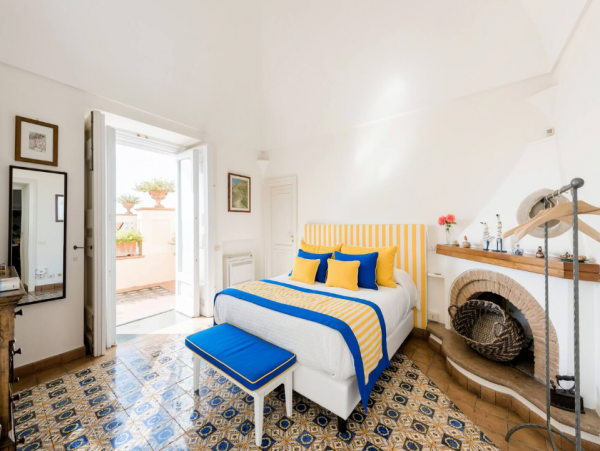 Vintage Vacation Villa with Terrace and Great Views