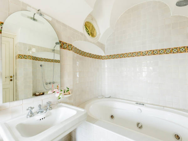 Vintage Vacation Villa with Terrace and Great Views