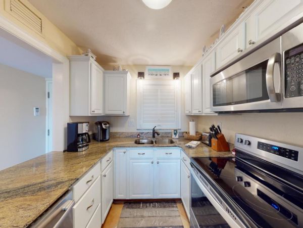 Marco Island 2 Bedroom Condo Sleeps 6