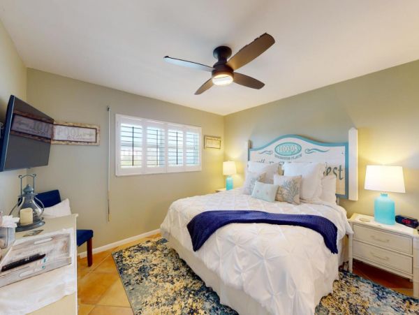 Marco Island 2 Bedroom Condo Sleeps 6