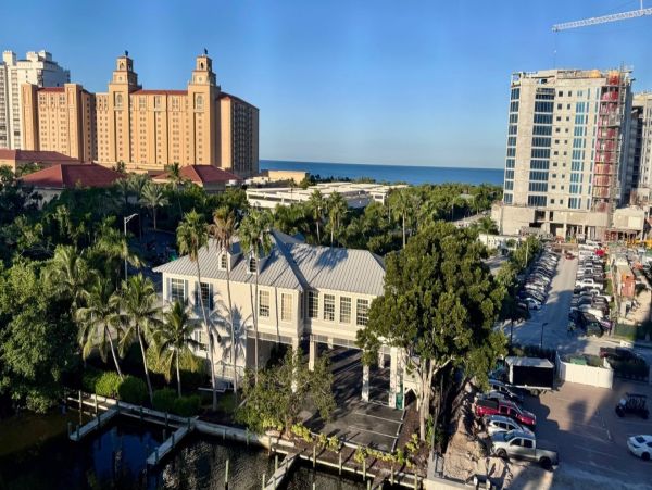 Naples 3 Bedroom Condo