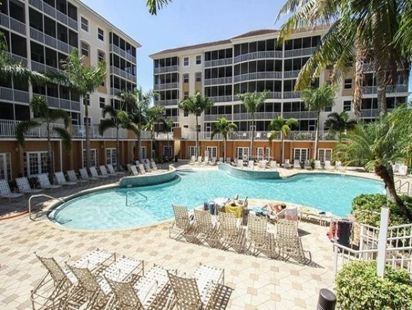 Naples 3 Bedroom Condo