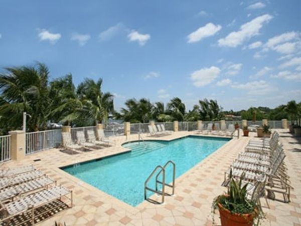 Naples 3 Bedroom Condo