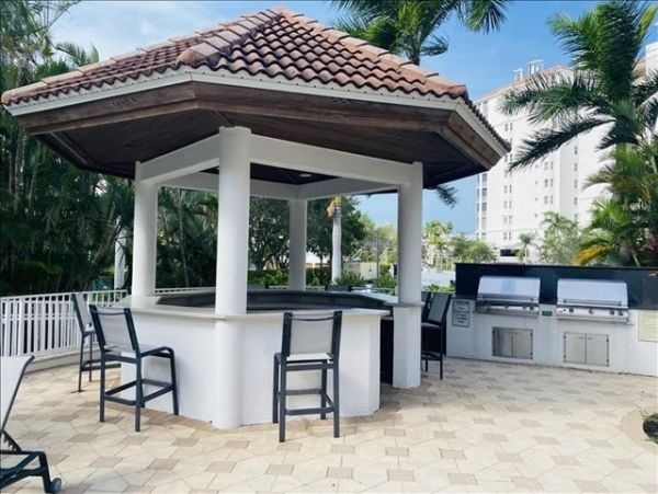 Naples 3 Bedroom Condo
