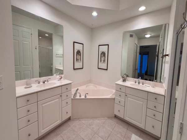 Naples 3 Bedroom Condo