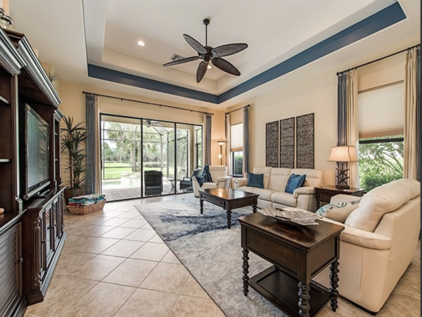 Stunning Two/ Three  Bedroom Pool Vacation Home Naples