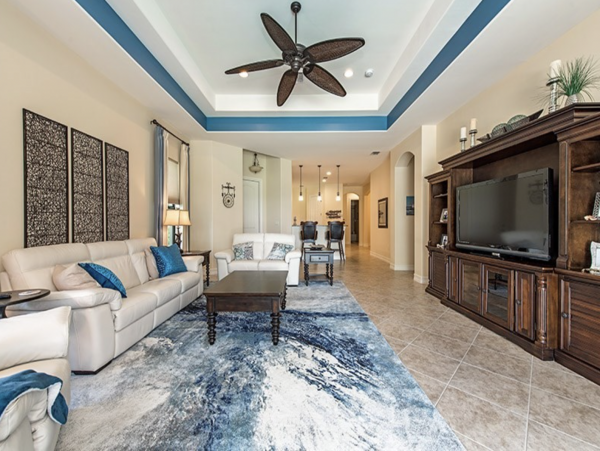 Stunning Two/ Three  Bedroom Pool Vacation Home Naples