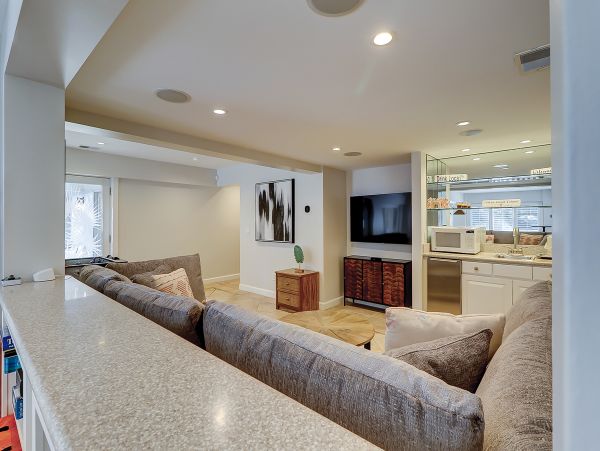 Hilton Head Vacation Rental - Seven Bedroom Luxury Home with Private Pool