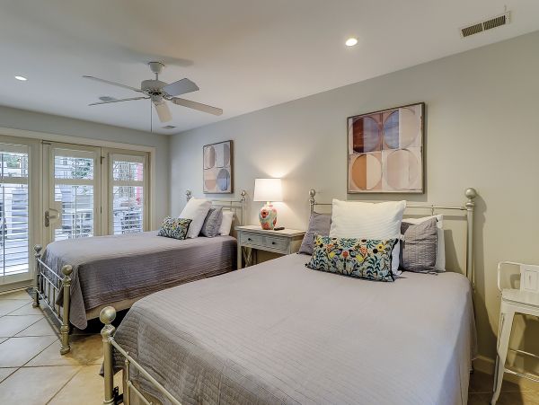 Hilton Head Vacation Rental - Seven Bedroom Luxury Home with Private Pool
