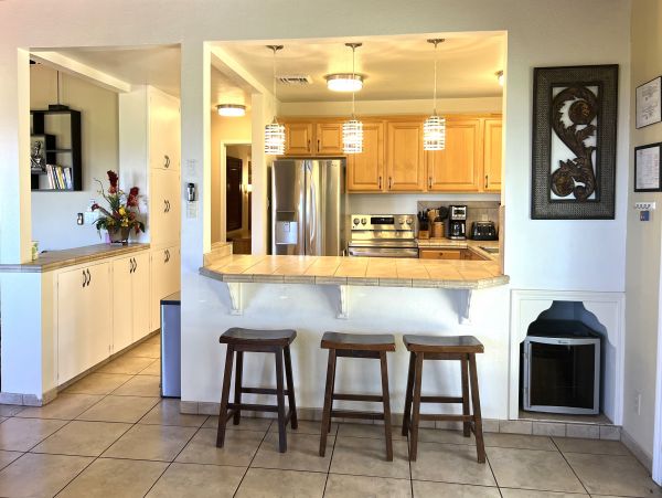 Lovely Three Bedroom Vacation Home in Kaanapali with Shared Pool