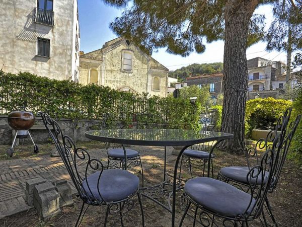 Stunning Bay View Villa in Massa Lubrense Sleeps 6
