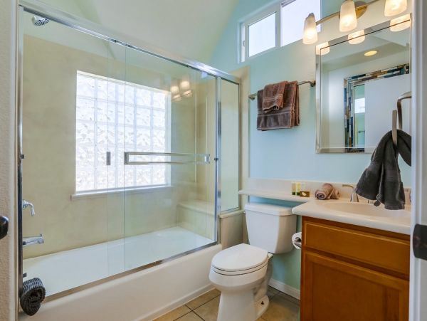 Mission Beach Vacation Home Two Bedroom with Loft Walk to Beach