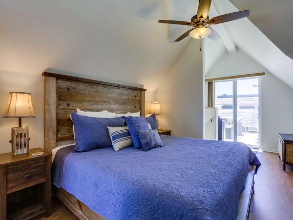Mission Beach Vacation Home Two Bedroom with Loft Walk to Beach