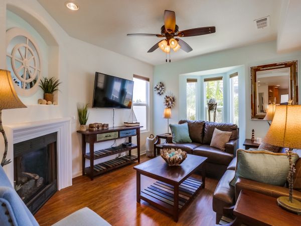Mission Beach Vacation Home Two Bedroom with Loft Walk to Beach