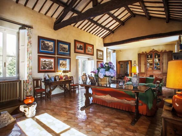 Rome 8 Bedroom Vacation Villa with Private Pool & Tennis Court